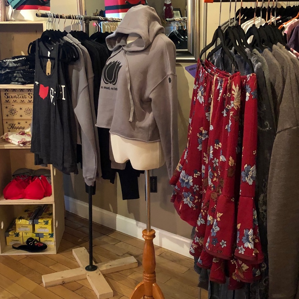 Yogi’s Closet Pop-Up Shop & Savasana